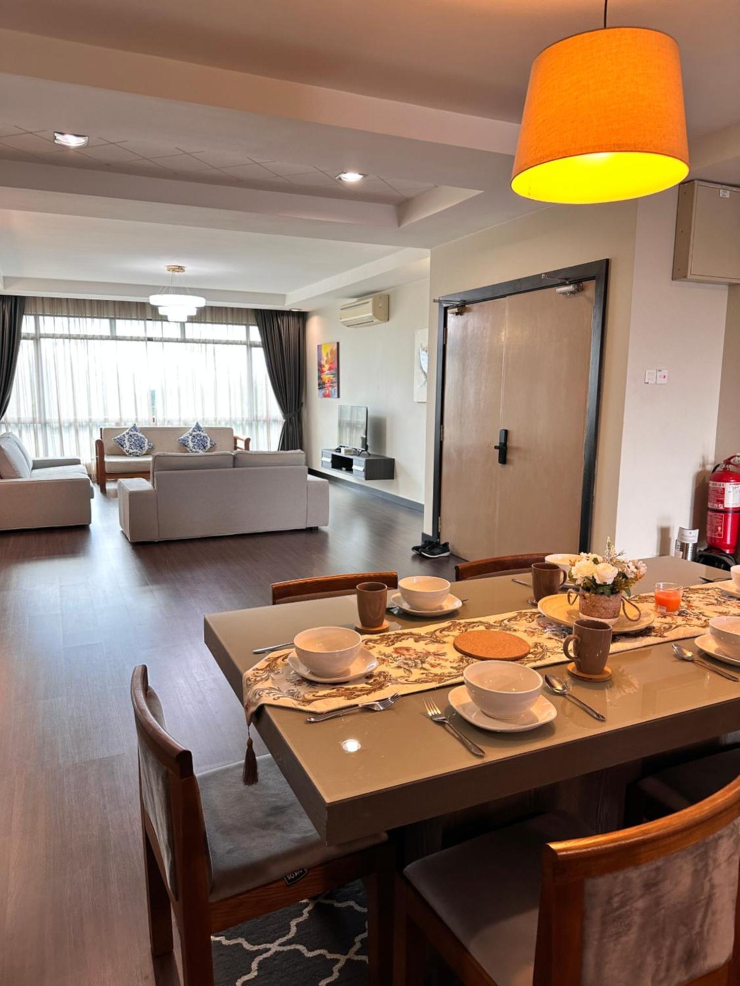 Aa Residen Luxury Condo Homestay 18Mins Walk Tanjung Aru Beach & Golf Course, Not Beach Side Resort Кота-Кінабалу Екстер'єр фото