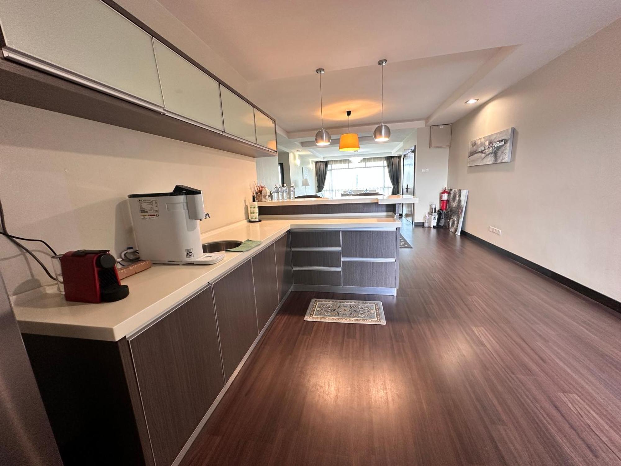 Aa Residen Luxury Condo Homestay 18Mins Walk Tanjung Aru Beach & Golf Course, Not Beach Side Resort Кота-Кінабалу Екстер'єр фото