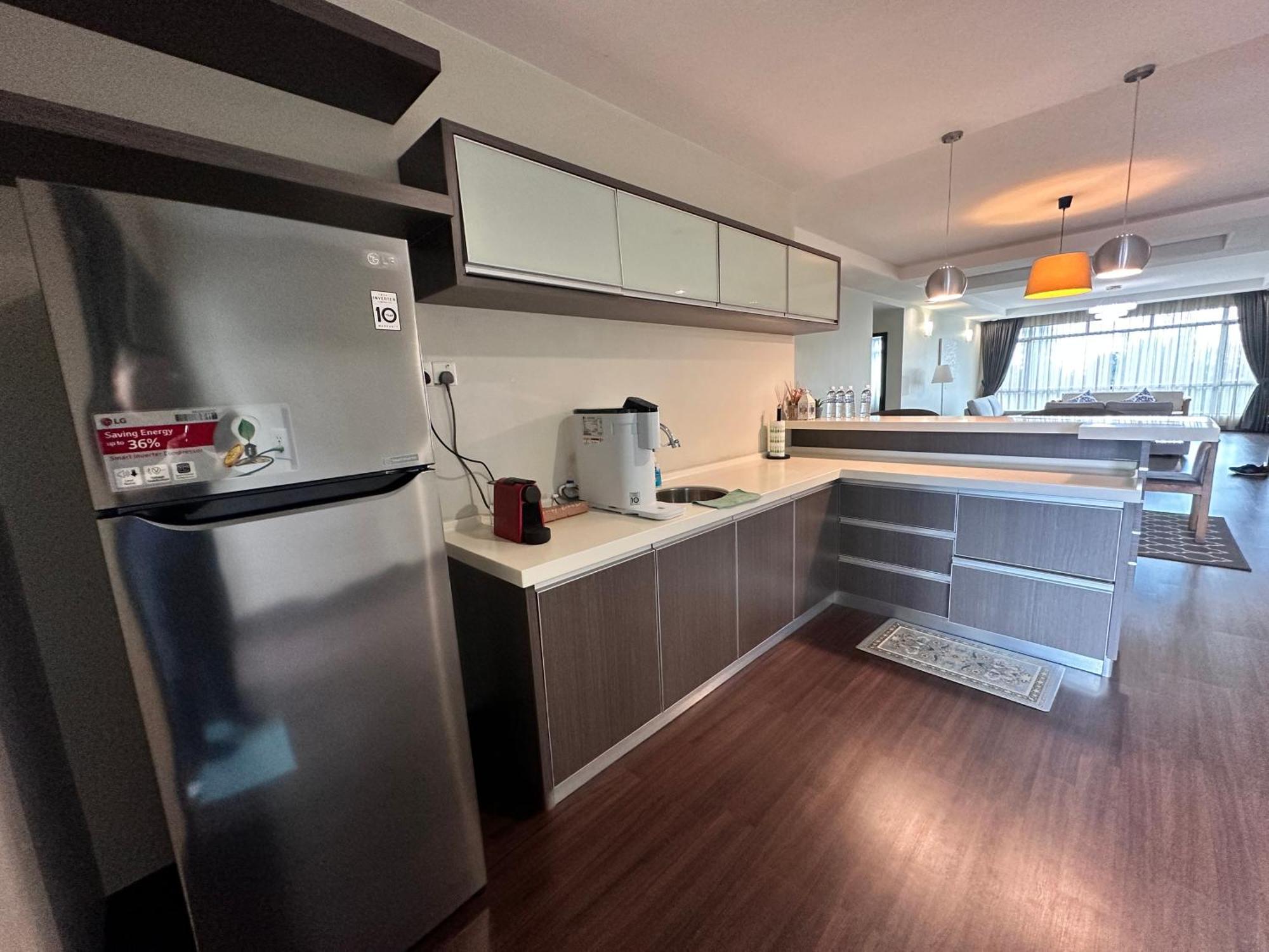 Aa Residen Luxury Condo Homestay 18Mins Walk Tanjung Aru Beach & Golf Course, Not Beach Side Resort Кота-Кінабалу Екстер'єр фото