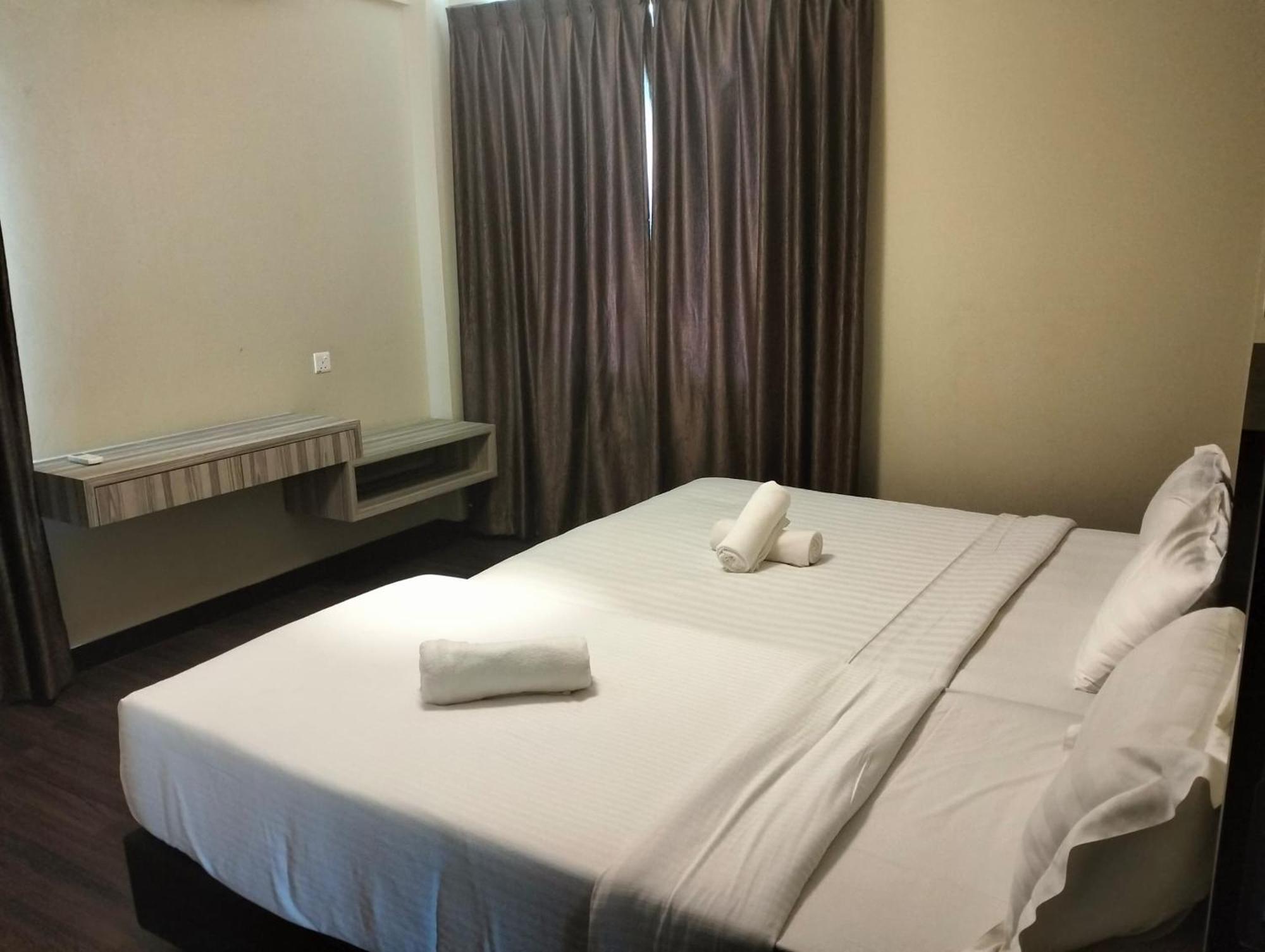 Aa Residen Luxury Condo Homestay 18Mins Walk Tanjung Aru Beach & Golf Course, Not Beach Side Resort Кота-Кінабалу Екстер'єр фото